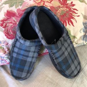 PLAID size XL 12-13 Cushioned Footbed COZY $48 NÉW